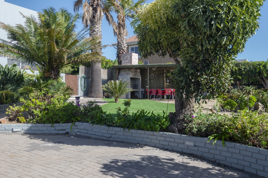 3 Bedroom Property for Sale in Myburgh Park Western Cape